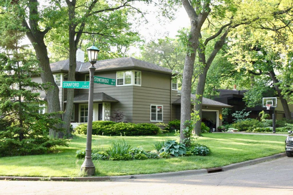 Remnants of Stonebridge Streets.mn